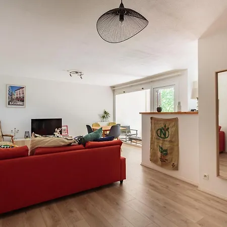 Bel appartement à St Pierre d'Irube *